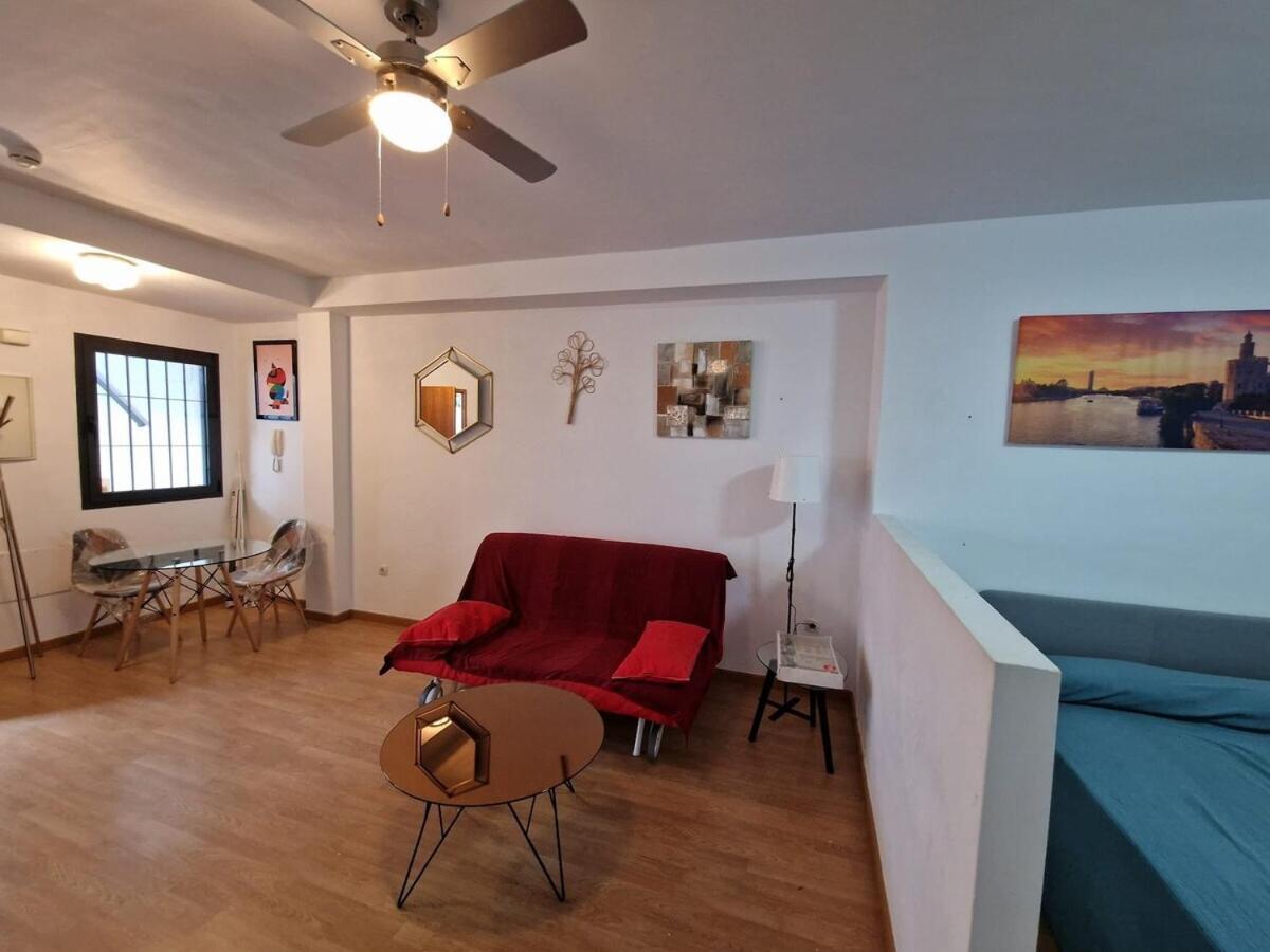 Castilla Del Patrocinio, Coqueto Apartamento De 1Dormitorio Севилья Экстерьер фото
